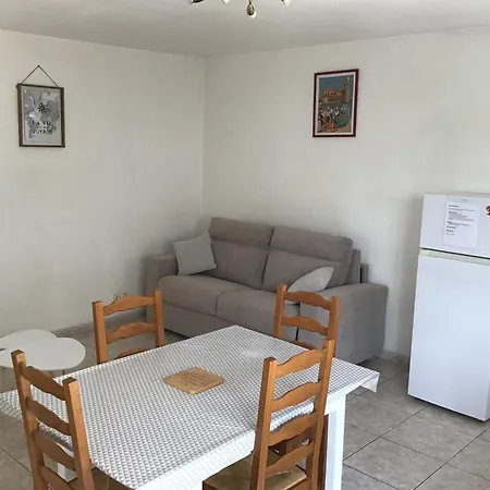 Appartement Avec Exterieur Et Parking Gratuit Perpignan Exterior photo