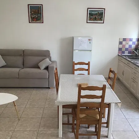 Appartement Avec Exterieur Et Parking Gratuit Perpignan Exterior photo